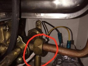 热水器加热盘漏水怎么修？维修步骤和注意事项是什么？