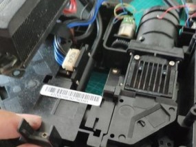 投影仪无显示问题如何排查？