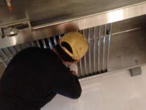 WOLF油烟机清洗方法是什么？清洗步骤有哪些？