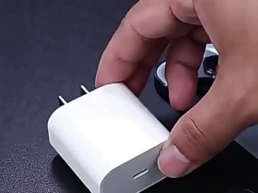 苹果15充电器推荐哪个品牌？