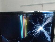 液晶电视黑屏问题的原因及解决方法（探寻液晶电视黑屏背后的秘密）