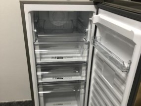 家用小冰柜除霜方法大全（轻松除霜）