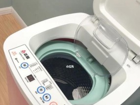 如何使用最佳的自动洗衣机清洗衣物（掌握这些关键步骤）