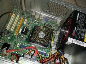 显示器电源板不亮了怎么修？常见故障及解决方法是什么？