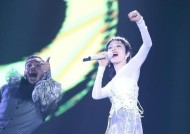 李静涵使用的手机软件是什么？有哪些功能？