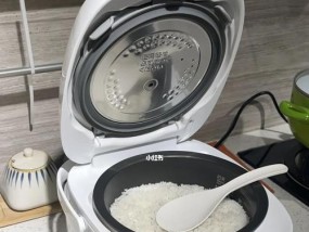 电饭煲盖盖不紧的解决方法（电饭煲盖盖不紧怎么办）
