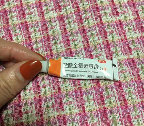 如何自然脱落脂肪粒（探索有效措施）  第1张