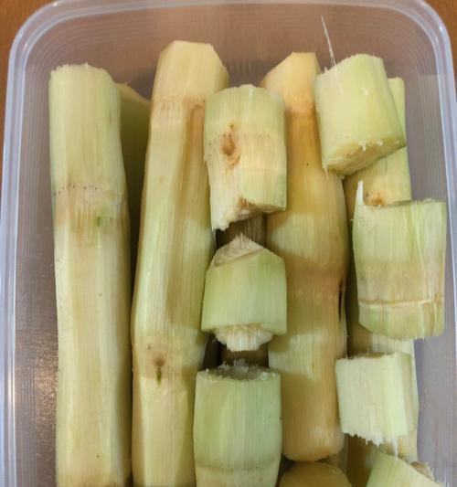 甘蔗能放冰箱吗（探讨甘蔗的储存方式及保鲜技巧）  第1张