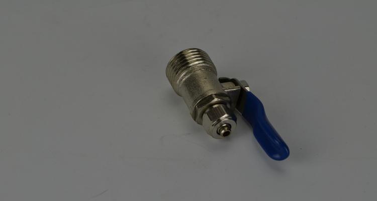 净水器管接头老是掉，如何解决（净水器管接头困扰你）  第1张
