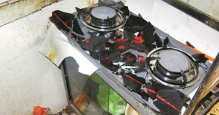 燃气灶漏气维修费用一览（了解漏气维修费用）  第2张