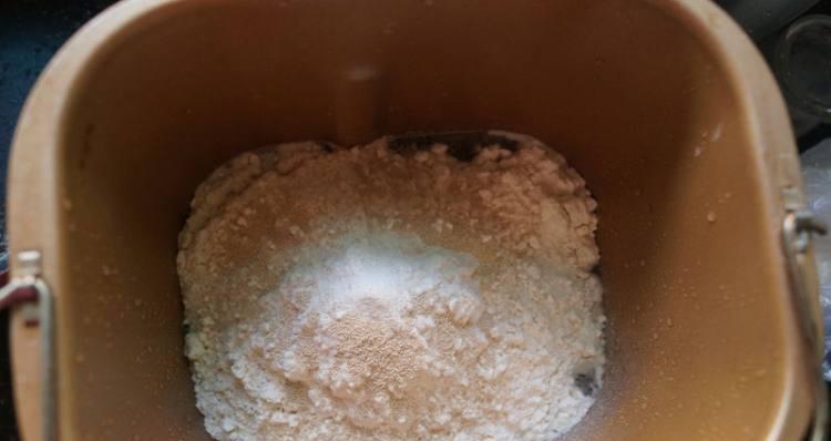 面包机发不起面的解决方法（面包机发不起面可能的原因和解决办法）  第1张