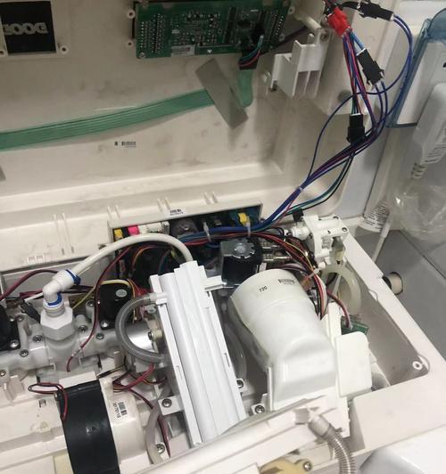 以法恩莎智能马桶滴滴响的处理方法（解决智能马桶滴滴响声的有效措施）  第1张