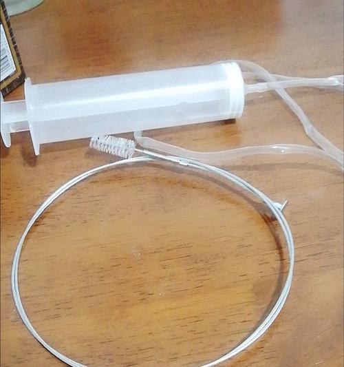 冰箱冷藏室排水孔堵了怎么办（快速解决冰箱排水孔堵塞的方法）  第1张