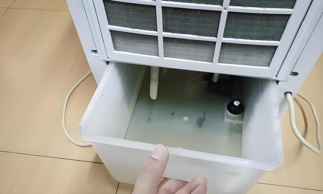 空调内漏水怎么处理？快速解决方法有哪些？  第2张