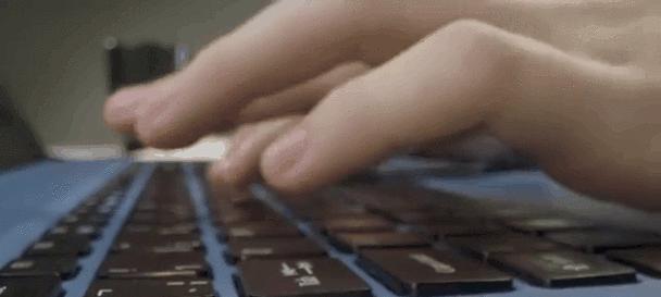2022年最好笔记本电脑top.txt？哪款适合学生和专业人士？  第3张