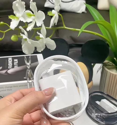 透明手机充电器收纳包的使用方法是什么？收纳效果好吗？  第1张